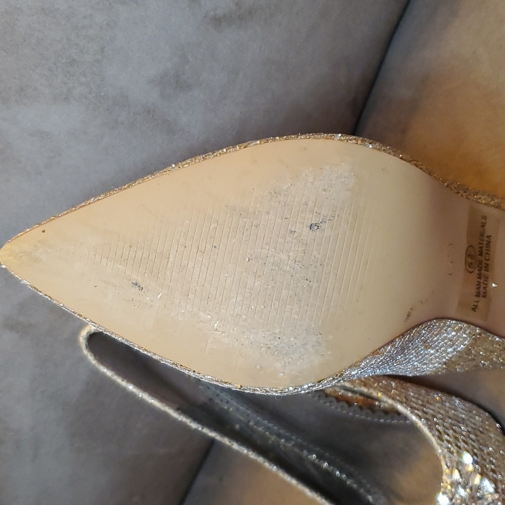 T.C. high healed party shoes. - Picture 3 of 10